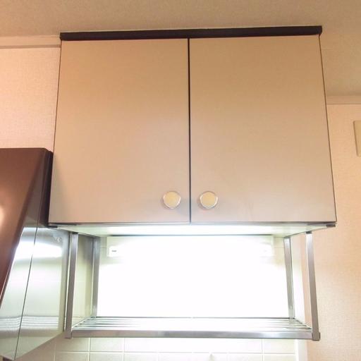 キッチン 吊戸棚