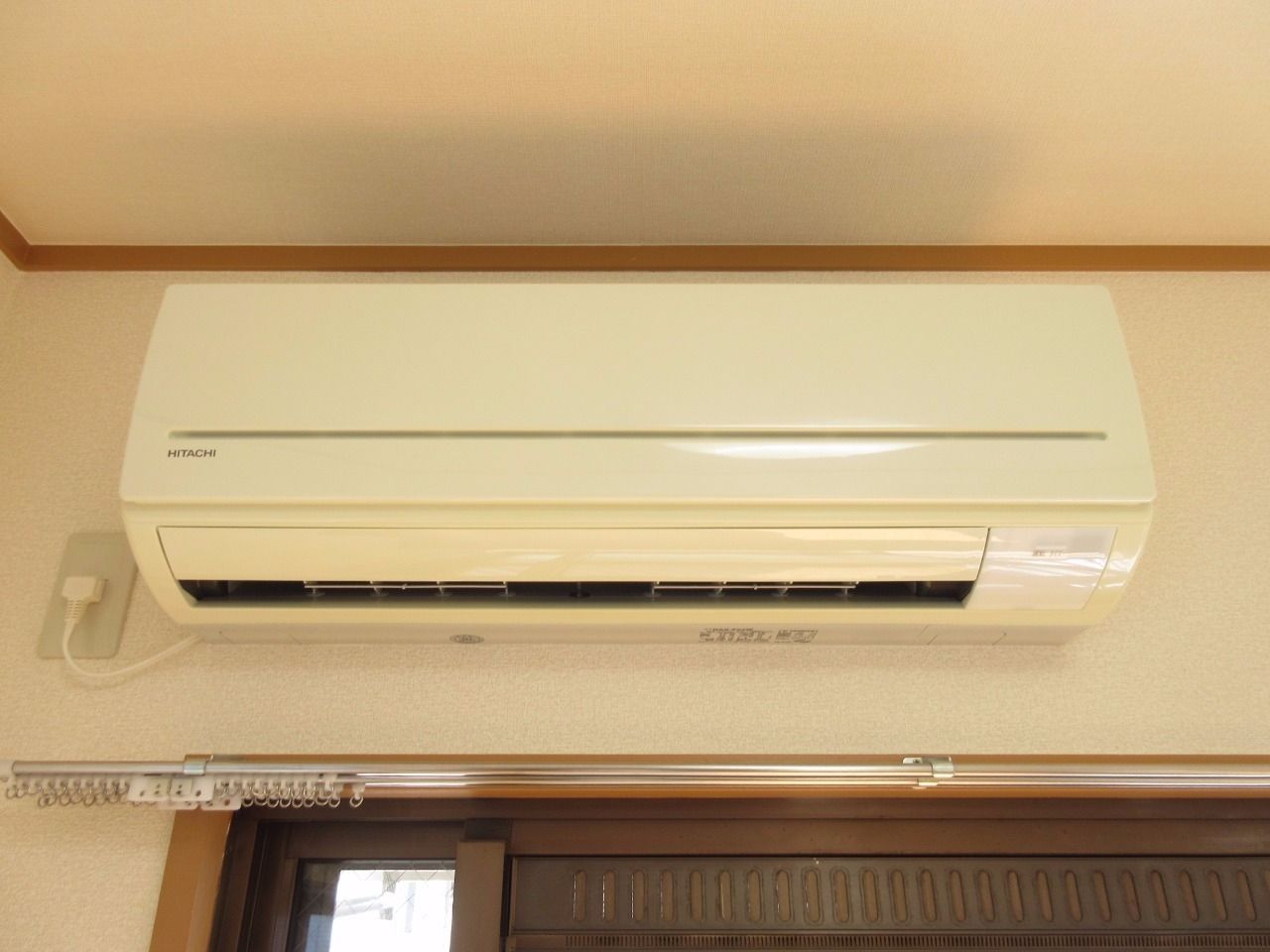 エアコン(洋室南側) 快適な空間を創るエアコンを標準装備