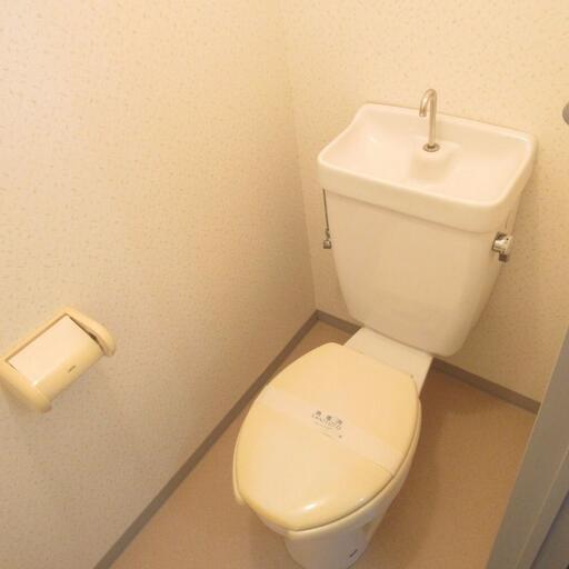 バス・トイレ独立タイプ バスルーム・トイレの独立設計で快適な毎日