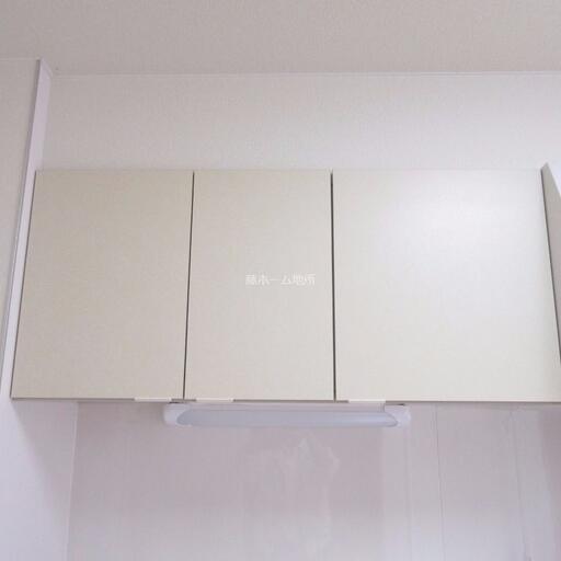 キッチンの吊戸棚