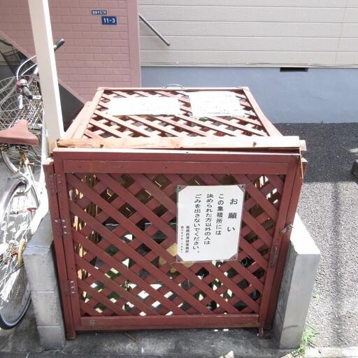 敷地内ゴミ置場