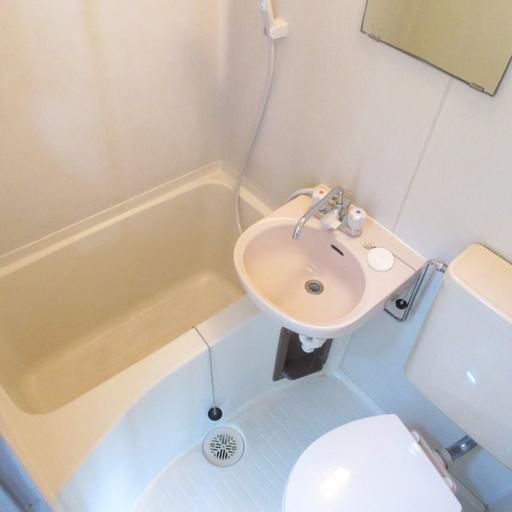 浴室 バス・トイレ同室タイプです