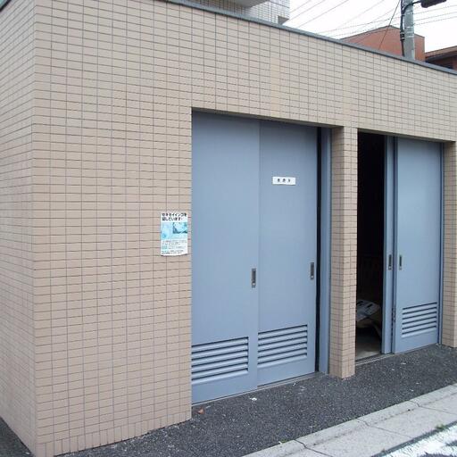 敷地内ゴミ置場