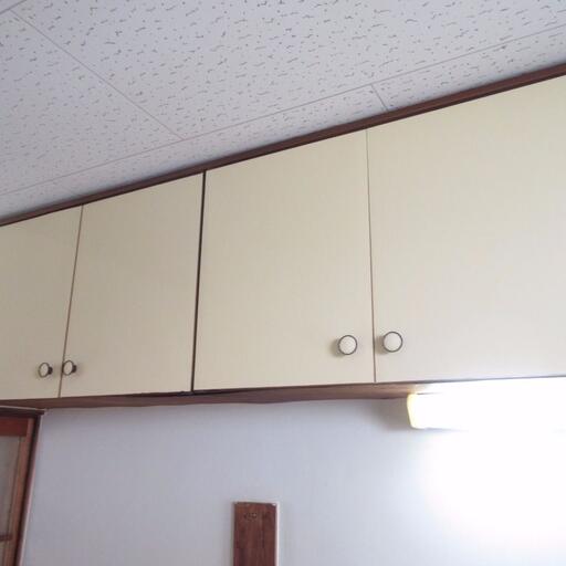 キッチンの吊戸棚