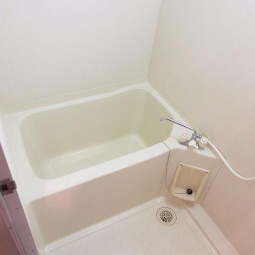 バス・トイレ独立タイプ バスルーム・トイレの独立設計で快適な毎日