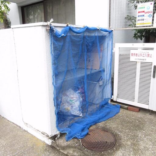 敷地内ゴミ置き場