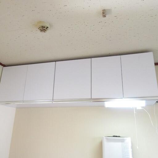 キッチンの吊戸棚