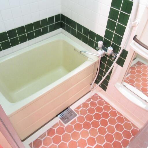 バス・トイレ独立タイプ バスルーム・トイレの独立設計で快適な毎日