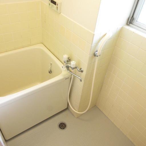 バス・トイレ独立タイプ バスルーム・トイレの独立設計で快適な毎日