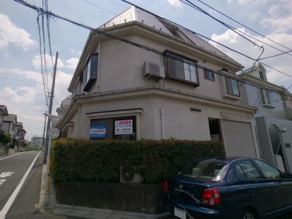 ハウス日向野 住環境が良い物件です。角部屋になります。