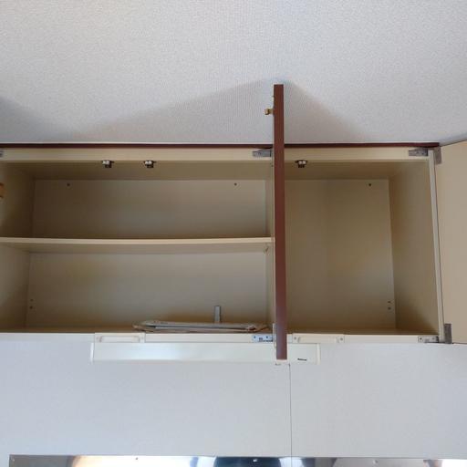 キッチンの吊戸棚