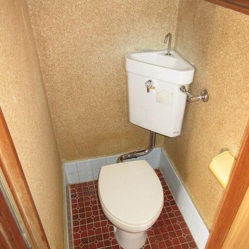 バス・トイレ独立タイプ バスルーム・トイレの独立設計で快適な毎日