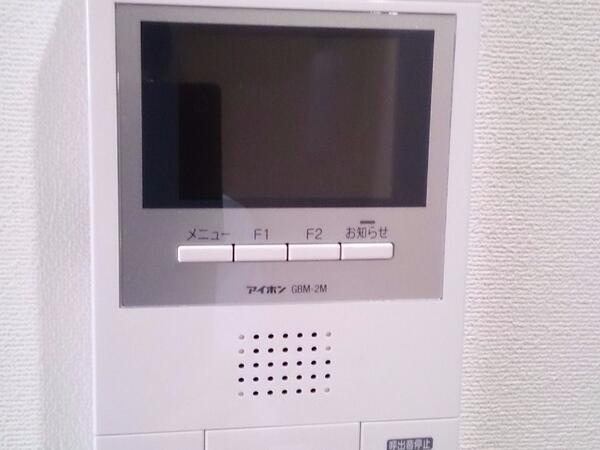 モニター付インターホン オートロックとモニター付インターホン装備で女性も安心
