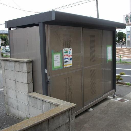 敷地内ゴミ置場 管理人が定期的に清掃しております