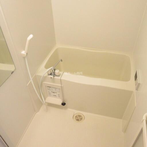 フルオートバス 簡単にお湯張りできるフルオートバスを採用