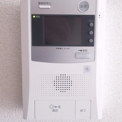 TVモニター付インターホン 不審者の侵入を未然に防ぐTVモニター付インターホンです
