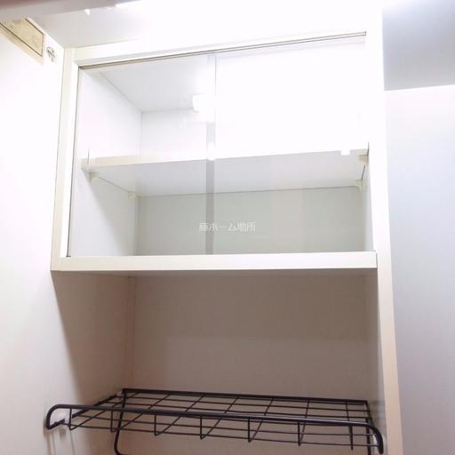 キッチンの上部収納棚